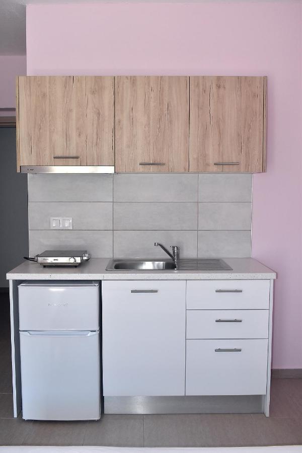 Giorgos-Fenia Apartments Paralía 외부 사진