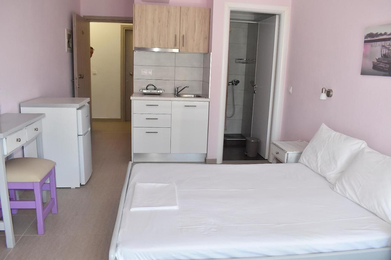 Giorgos-Fenia Apartments Paralía 외부 사진