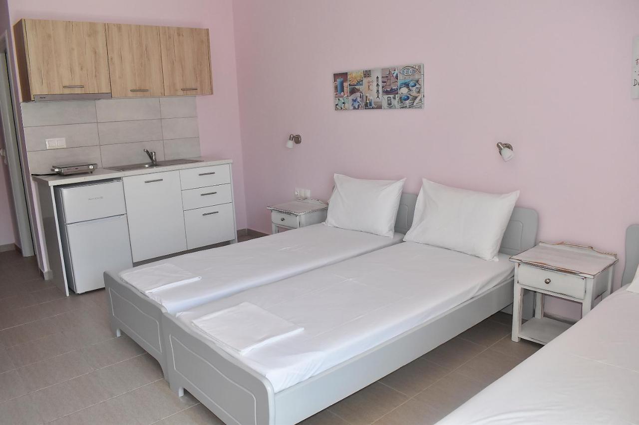 Giorgos-Fenia Apartments Paralía 외부 사진